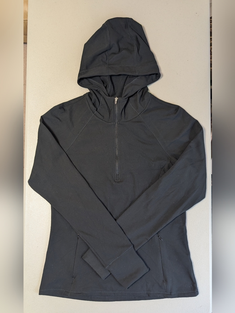 Yogalicious Lux black, half-zip hoodie